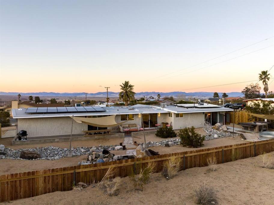 Bighorn Lodge: Experience A Desert Adventure Twentynine Palms Exterior photo